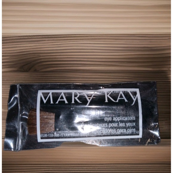 Lot Of 7 Mary Kay Foundation Brush Eye Applicators Mascara Wands NEW - Picture 5 of 6